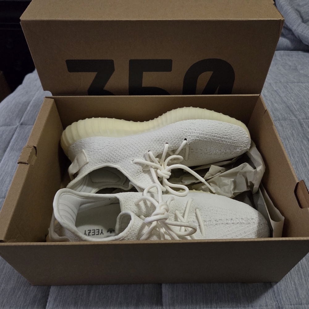 Adidas Yeezy Boost 350 V2 in Cream